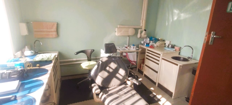 3 Bedroom Property for Sale in Dewalt Hattingh Park Gauteng