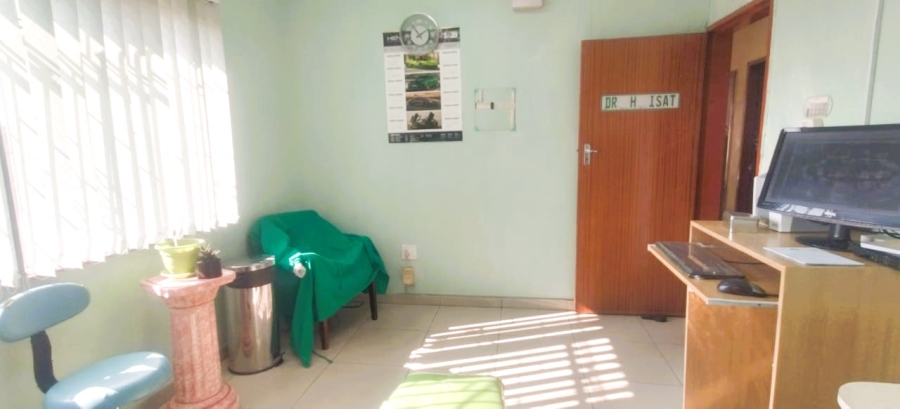 3 Bedroom Property for Sale in Dewalt Hattingh Park Gauteng