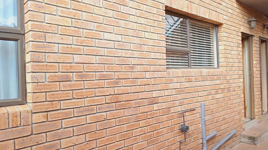 3 Bedroom Property for Sale in Mackenzie Park Gauteng