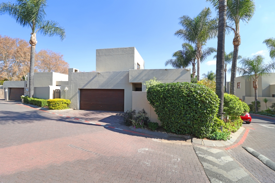 2 Bedroom Property for Sale in Orchards Gauteng