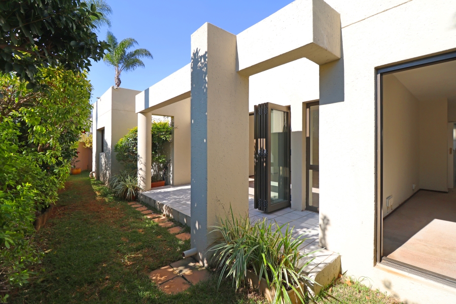 2 Bedroom Property for Sale in Orchards Gauteng