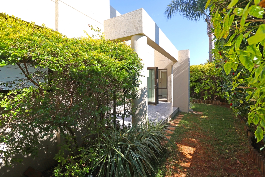 2 Bedroom Property for Sale in Orchards Gauteng