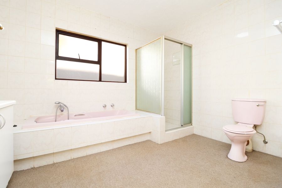 2 Bedroom Property for Sale in Orchards Gauteng
