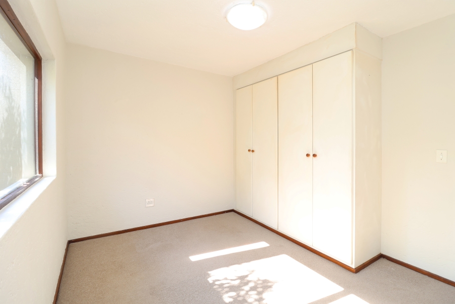 2 Bedroom Property for Sale in Orchards Gauteng