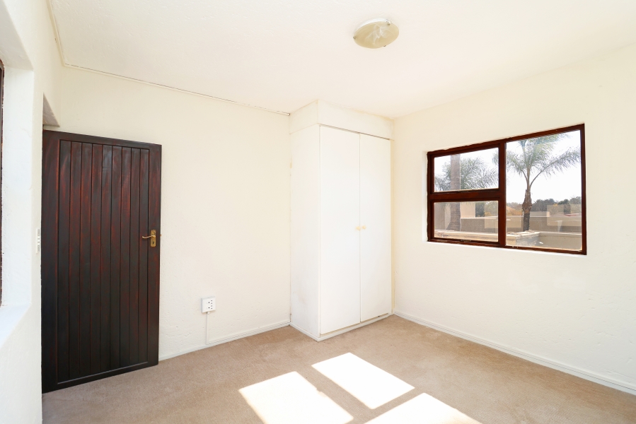 2 Bedroom Property for Sale in Orchards Gauteng