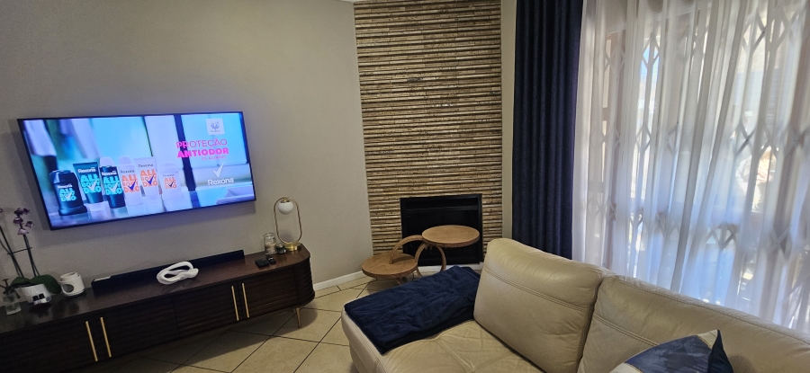 2 Bedroom Property for Sale in Meyersdal Gauteng