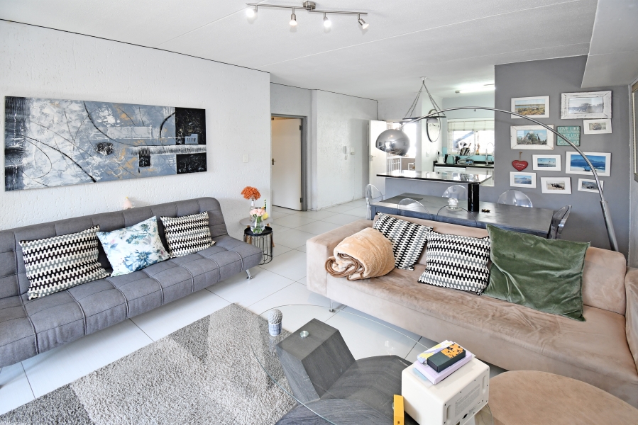 1 Bedroom Property for Sale in Morningside Gauteng