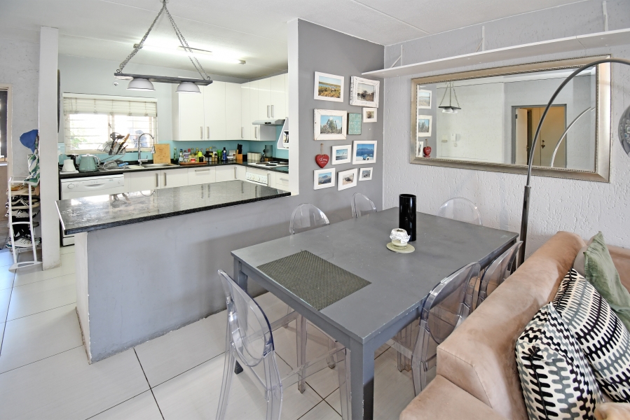 1 Bedroom Property for Sale in Morningside Gauteng