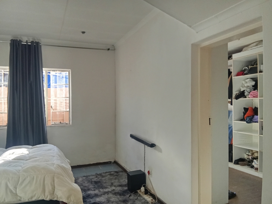 To Let 3 Bedroom Property for Rent in Florentia Gauteng