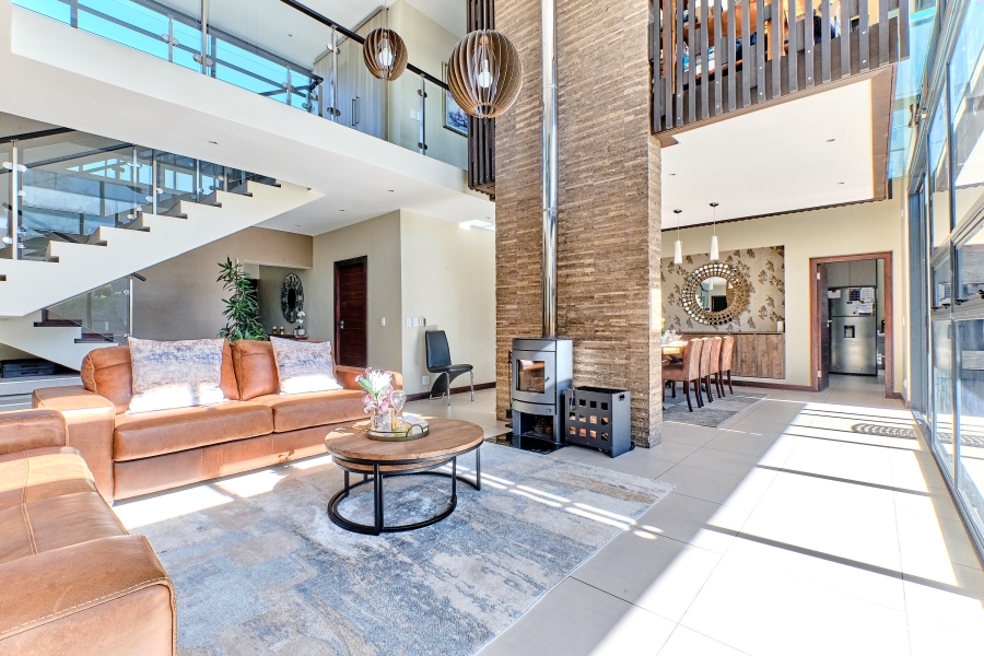 4 Bedroom Property for Sale in Waterfall Country Village Gauteng
