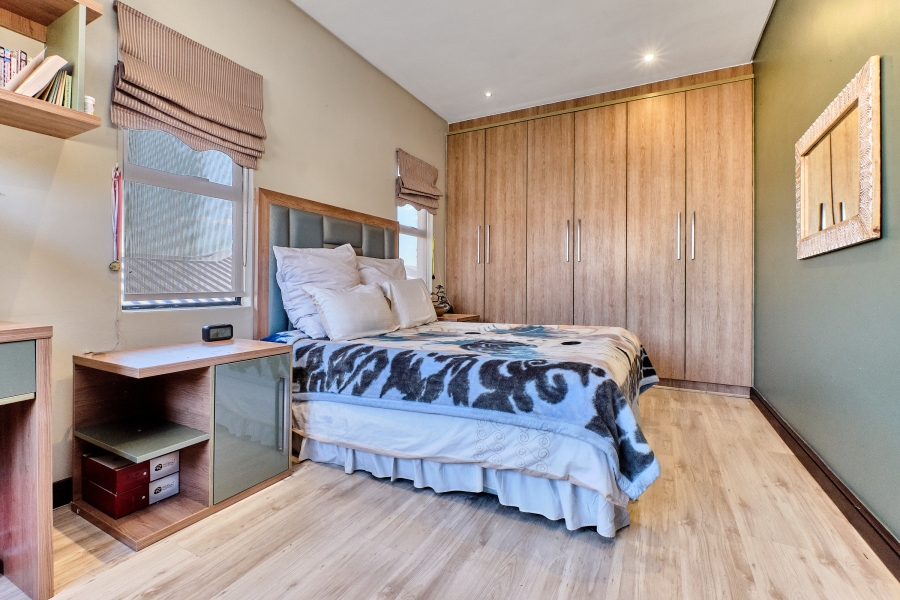 4 Bedroom Property for Sale in Waterfall Country Village Gauteng