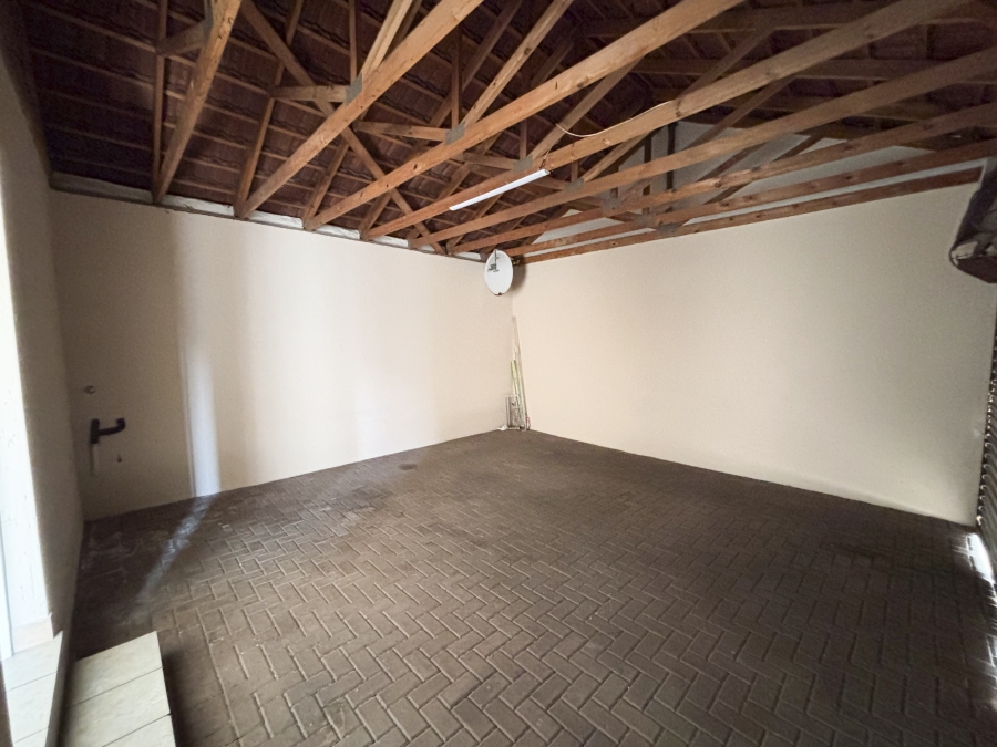 To Let 2 Bedroom Property for Rent in Halfway Gardens Gauteng