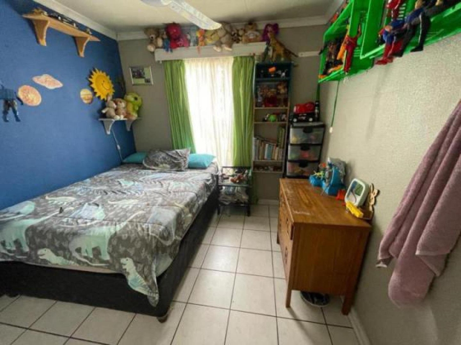 3 Bedroom Property for Sale in Albertsdal Gauteng