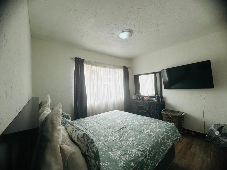 2 Bedroom Property for Sale in Kenleaf Gauteng