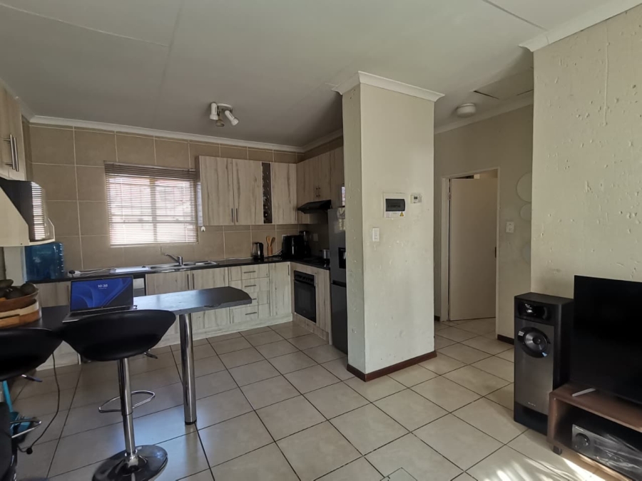 2 Bedroom Property for Sale in Ormonde Gauteng