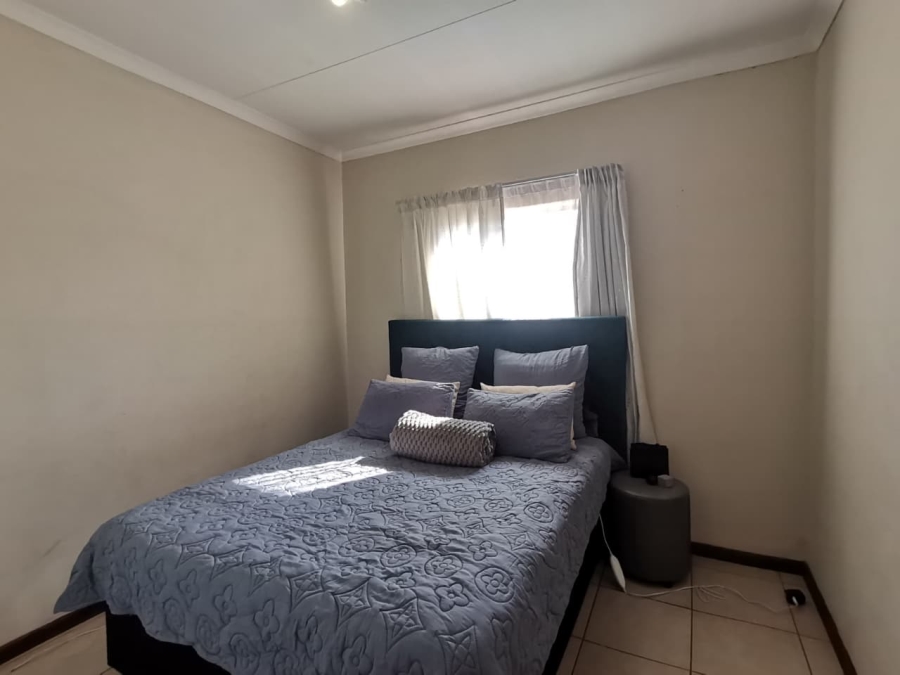 2 Bedroom Property for Sale in Ormonde Gauteng