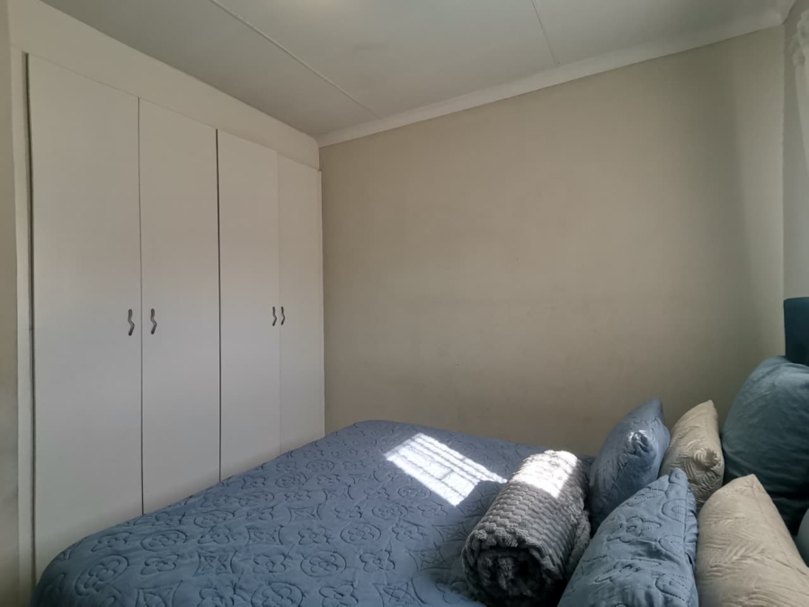 2 Bedroom Property for Sale in Ormonde Gauteng