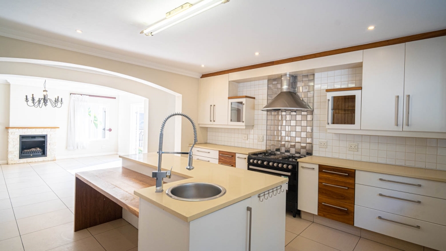 To Let 5 Bedroom Property for Rent in Dainfern Valley Gauteng