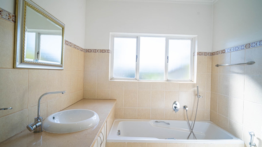 To Let 5 Bedroom Property for Rent in Dainfern Valley Gauteng