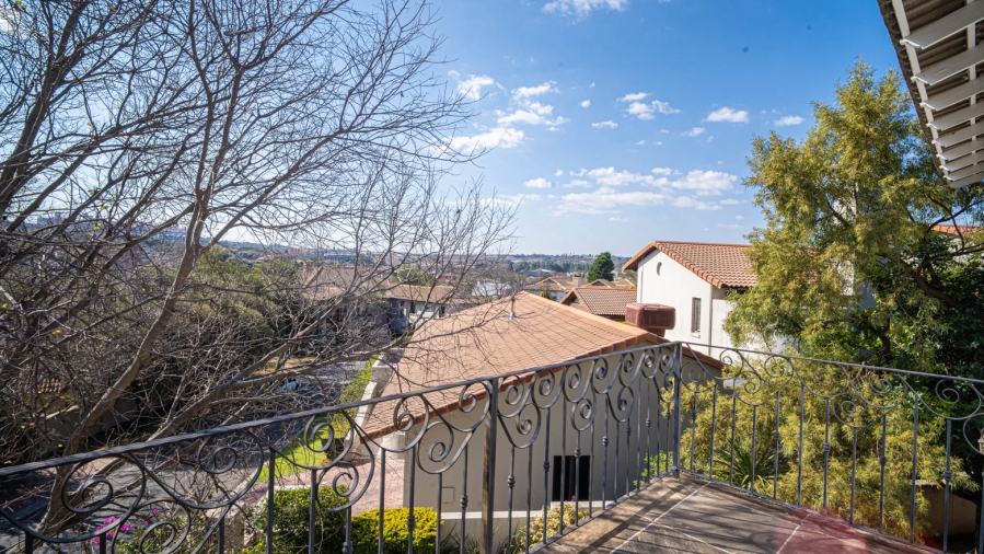To Let 5 Bedroom Property for Rent in Dainfern Valley Gauteng
