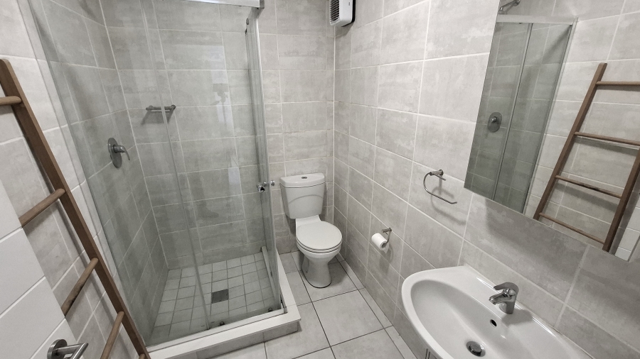 To Let 2 Bedroom Property for Rent in Linbro Park Gauteng