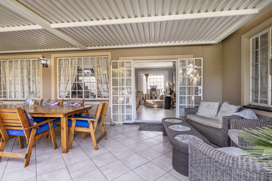 4 Bedroom Property for Sale in Douglasdale Gauteng