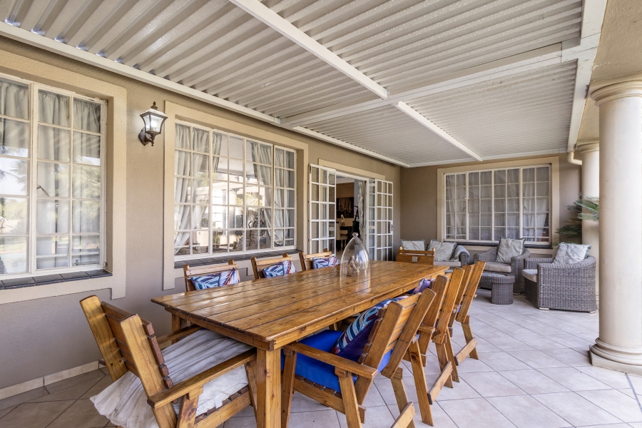 4 Bedroom Property for Sale in Douglasdale Gauteng