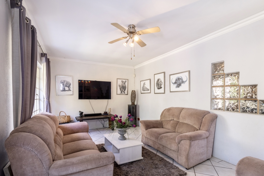 4 Bedroom Property for Sale in Douglasdale Gauteng