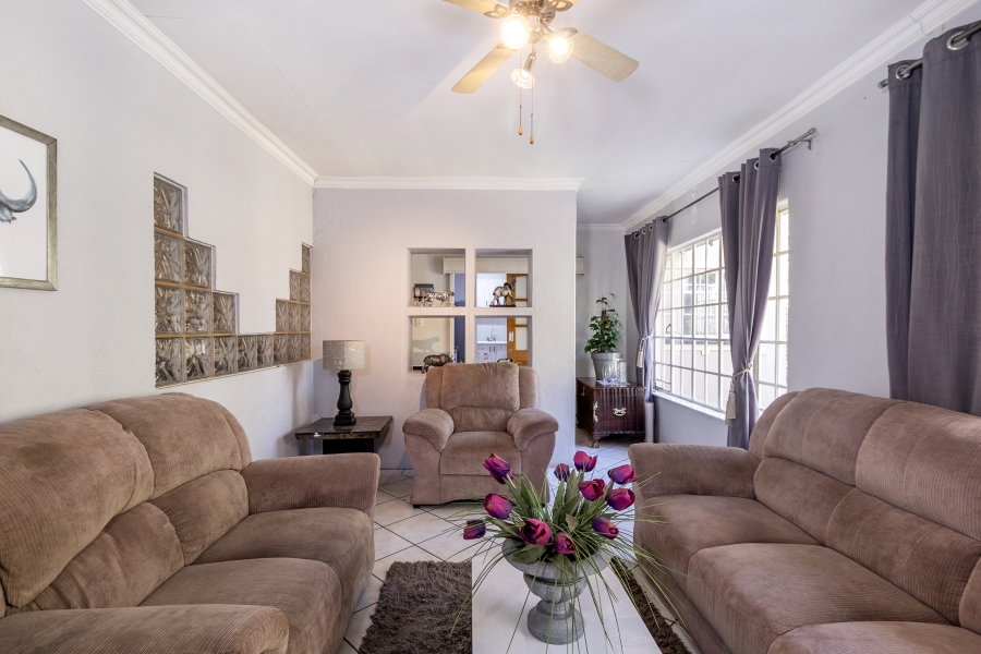 4 Bedroom Property for Sale in Douglasdale Gauteng