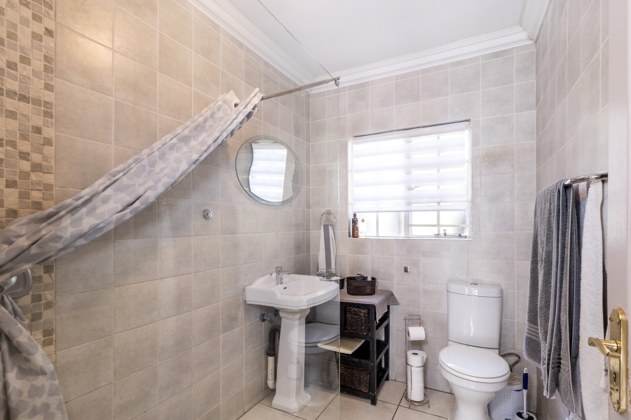4 Bedroom Property for Sale in Douglasdale Gauteng