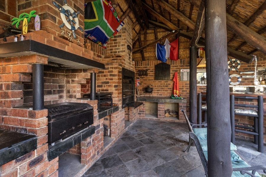 4 Bedroom Property for Sale in Douglasdale Gauteng