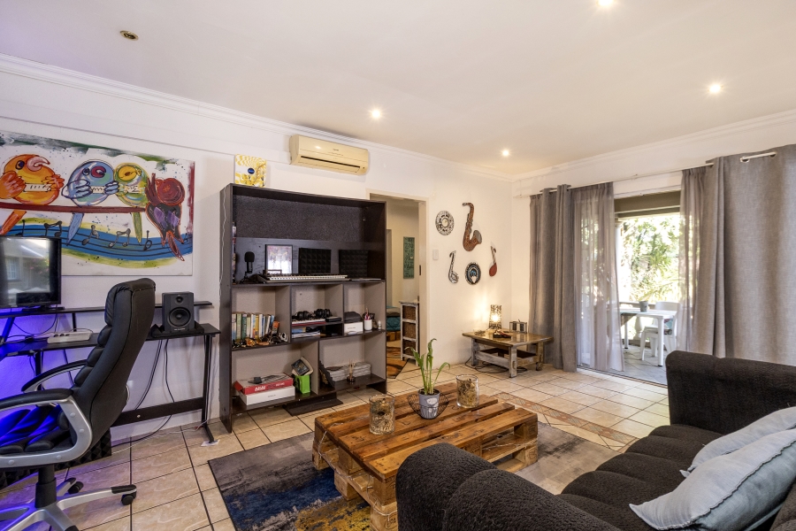 4 Bedroom Property for Sale in Douglasdale Gauteng