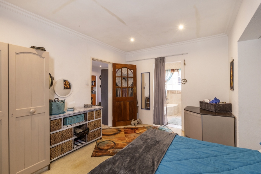4 Bedroom Property for Sale in Douglasdale Gauteng