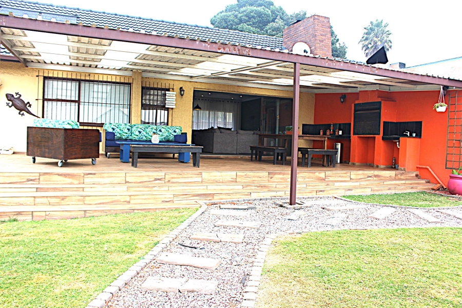 3 Bedroom Property for Sale in Horison Gauteng