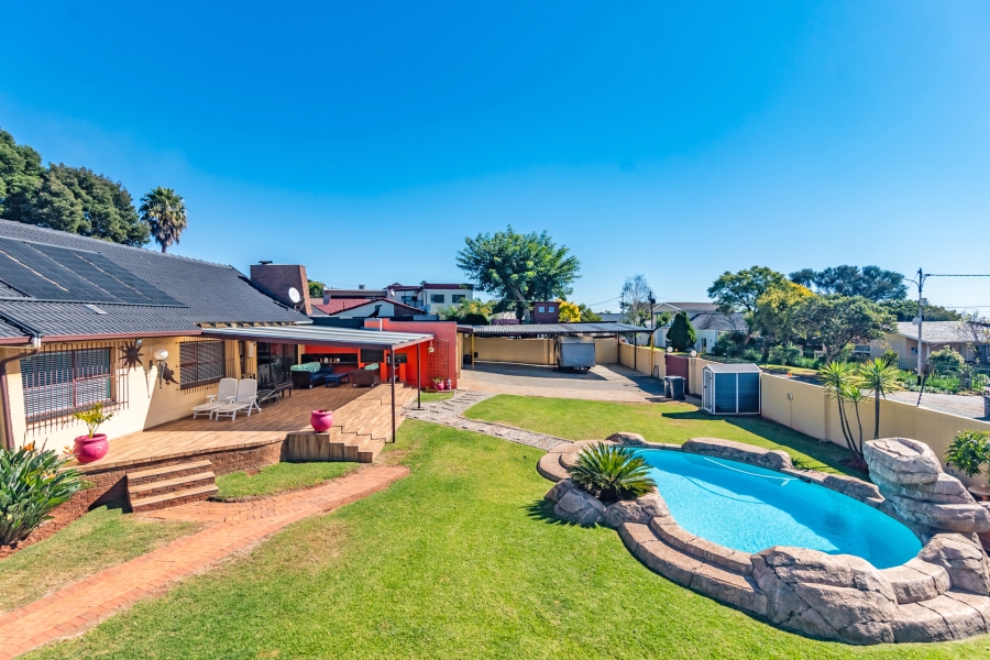 3 Bedroom Property for Sale in Horison Gauteng
