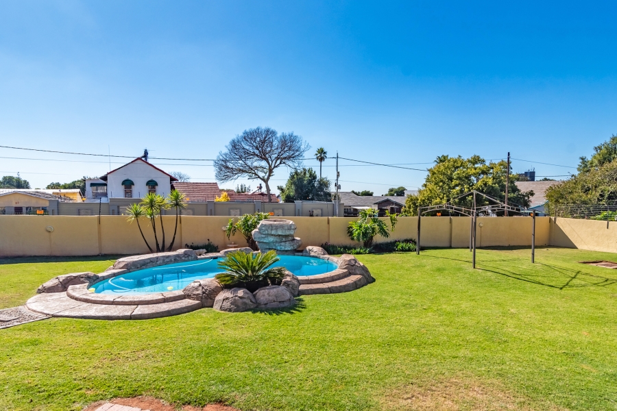 3 Bedroom Property for Sale in Horison Gauteng
