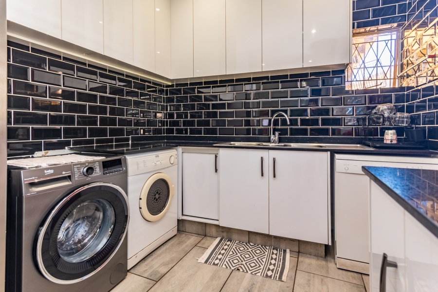 3 Bedroom Property for Sale in Horison Gauteng