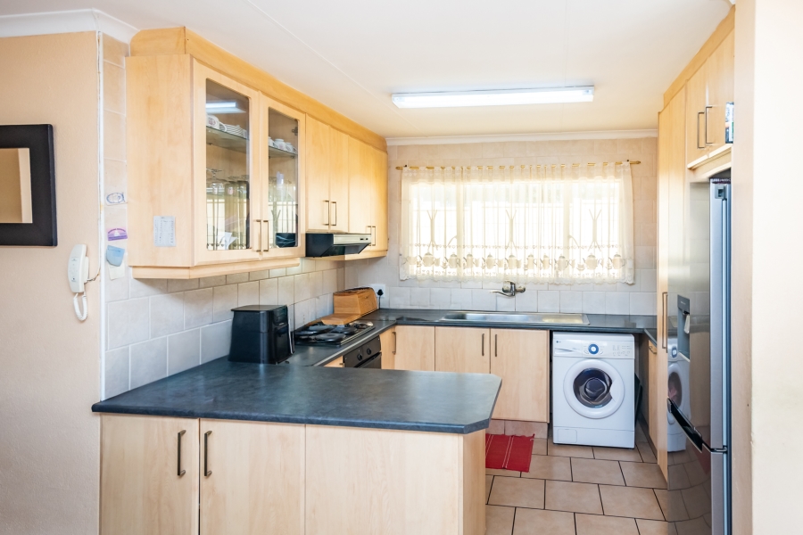 3 Bedroom Property for Sale in Horison Gauteng