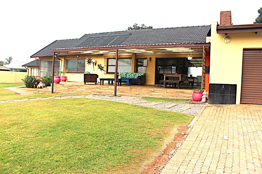 3 Bedroom Property for Sale in Horison Gauteng