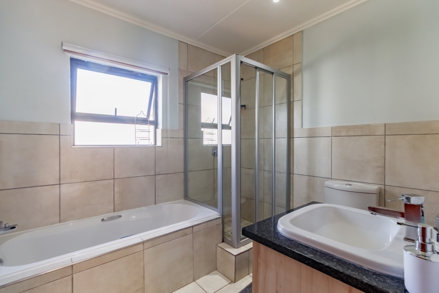 3 Bedroom Property for Sale in Kyalami Hills Gauteng