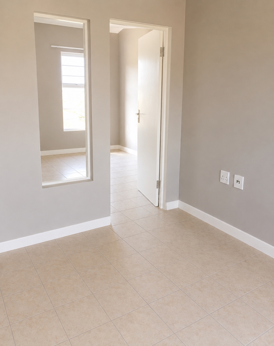 2 Bedroom Property for Sale in Buccleuch Gauteng