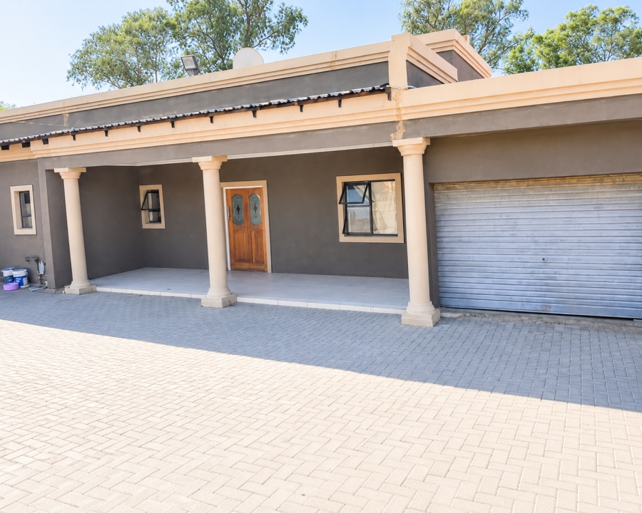 3 Bedroom Property for Sale in Buccleuch Gauteng
