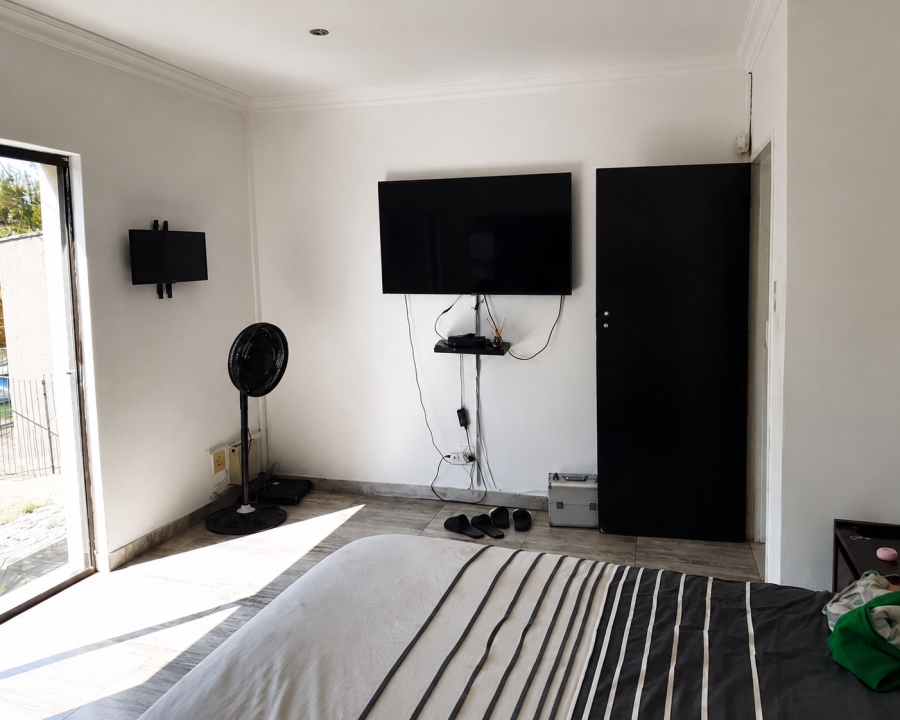 3 Bedroom Property for Sale in Buccleuch Gauteng