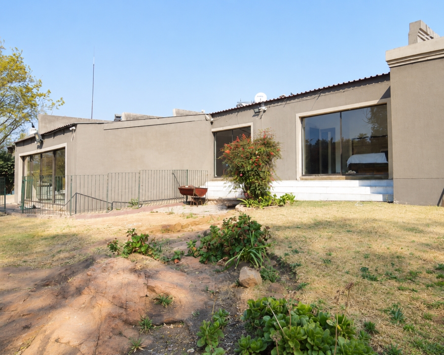 3 Bedroom Property for Sale in Buccleuch Gauteng