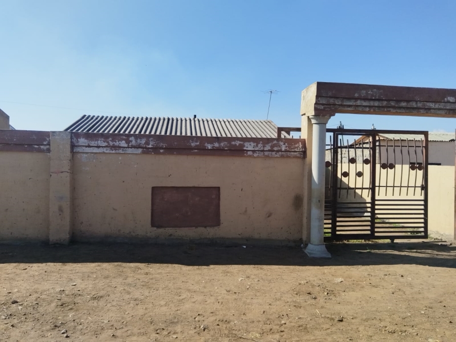 2 Bedroom Property for Sale in Sharpeville Gauteng