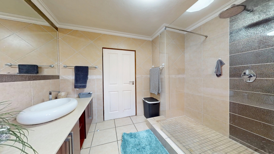 3 Bedroom Property for Sale in Primrose Gauteng