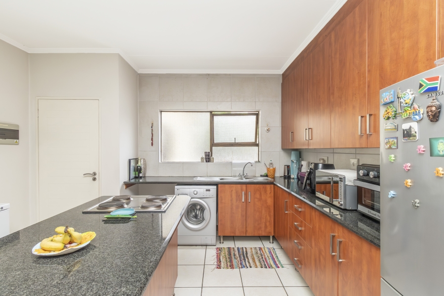 To Let 2 Bedroom Property for Rent in Sunninghill Gauteng