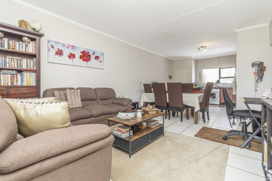 To Let 2 Bedroom Property for Rent in Sunninghill Gauteng