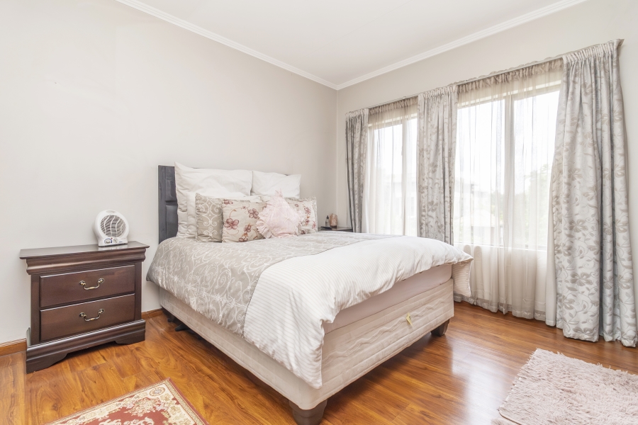 To Let 2 Bedroom Property for Rent in Sunninghill Gauteng