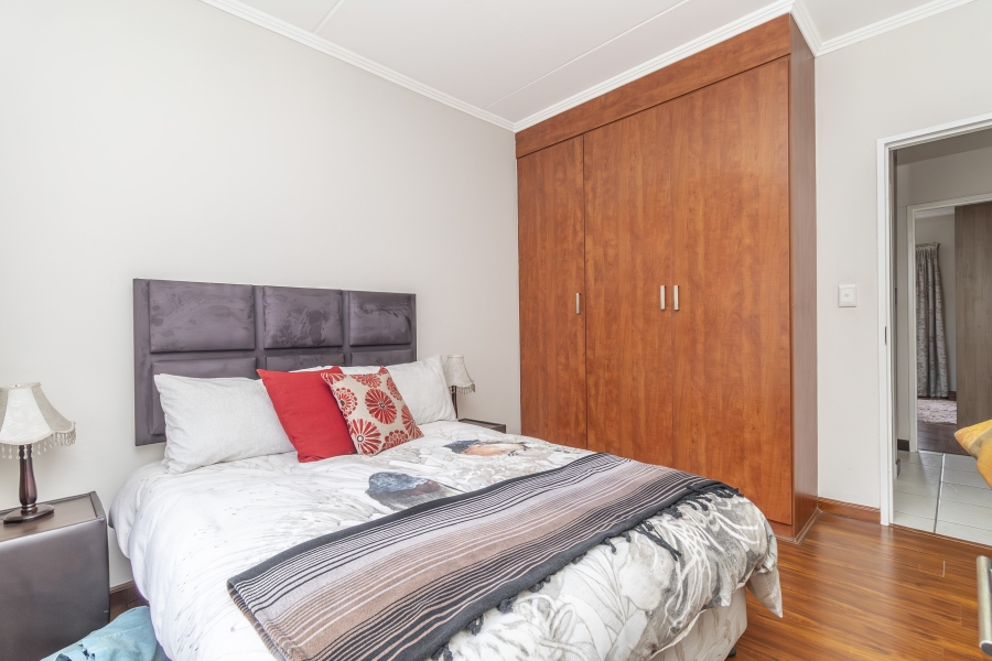 To Let 2 Bedroom Property for Rent in Sunninghill Gauteng